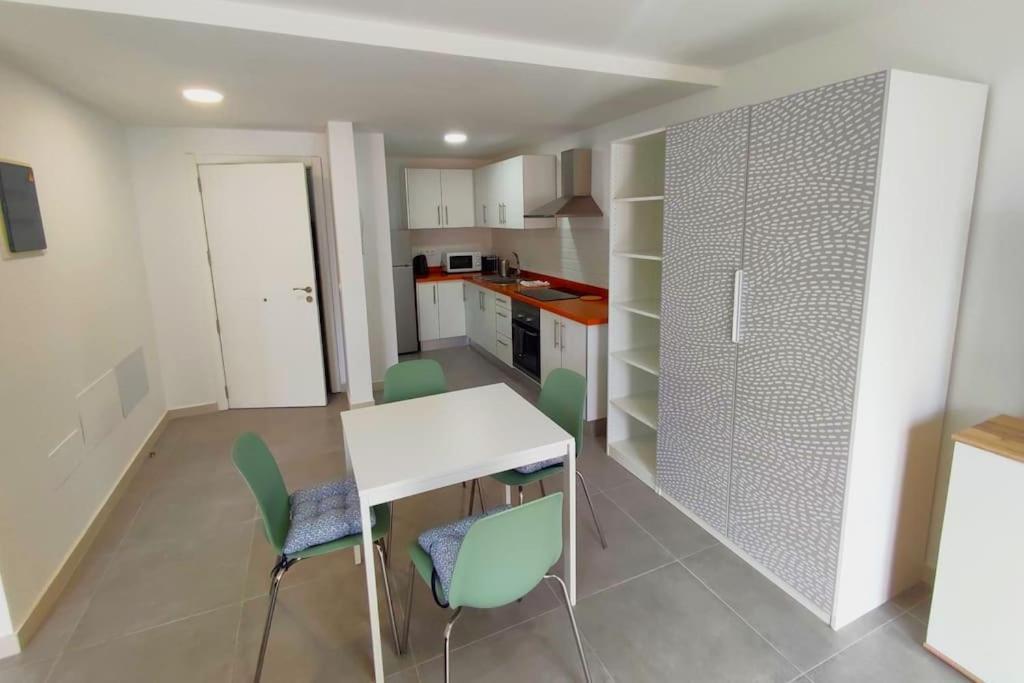 Apartament Near The Ocean In Playa San Juan Esterno foto